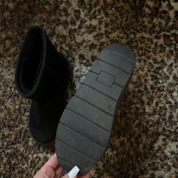 Womens boots - Picture 2 of 5